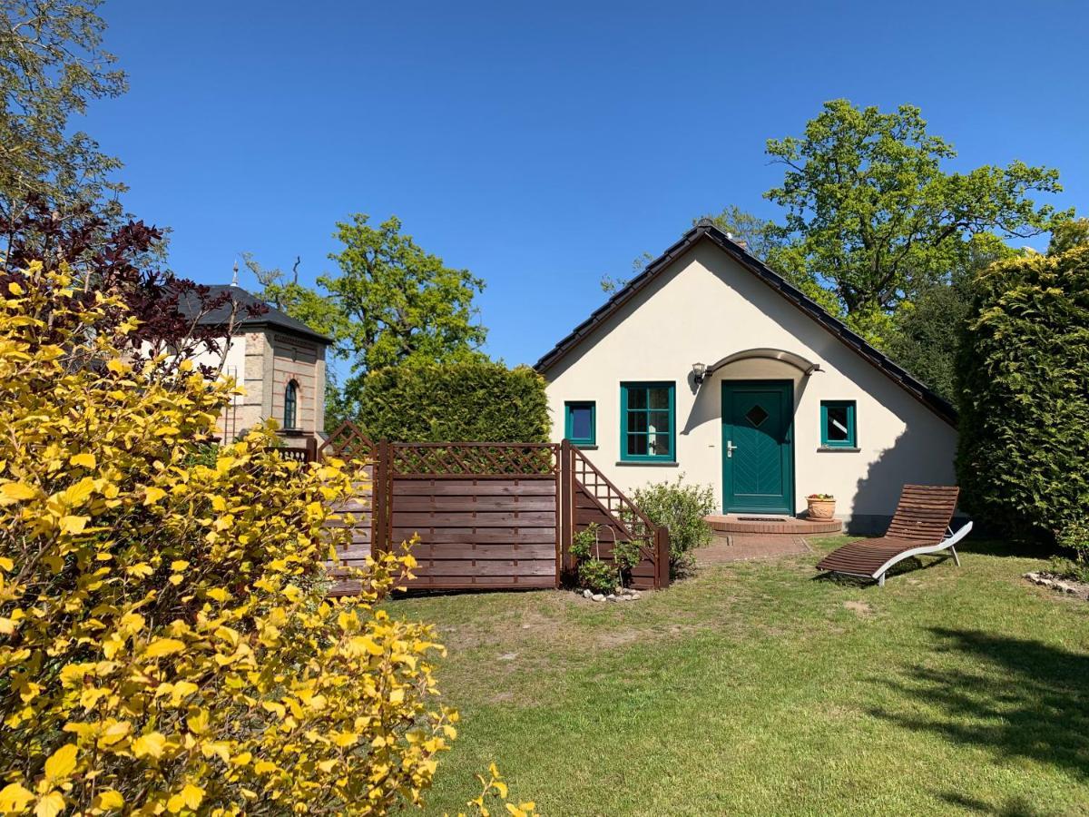 Basedow  „Rentmeisterhaus Basedow“ מראה חיצוני תמונה